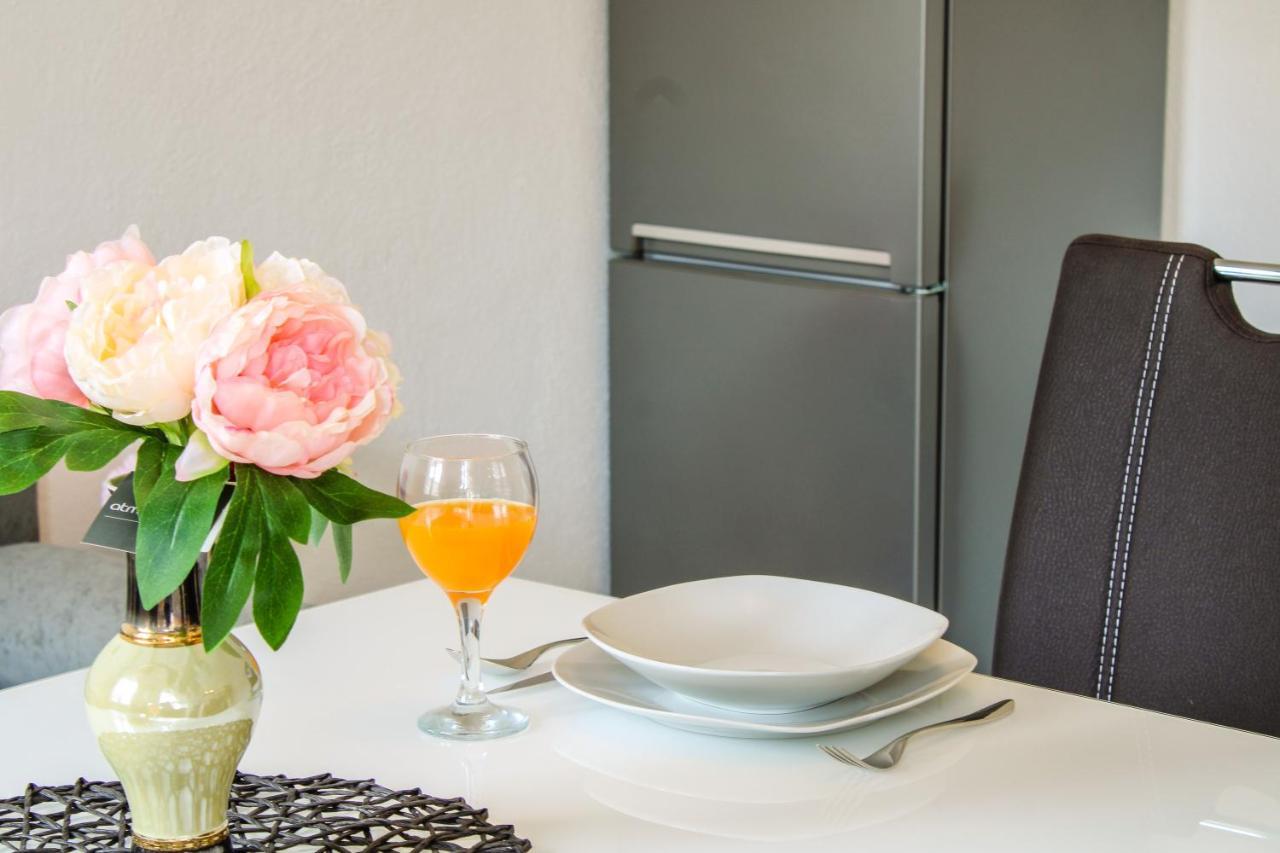 Tonka'S Beautiful Apartment In City Centre 스플리트 외부 사진