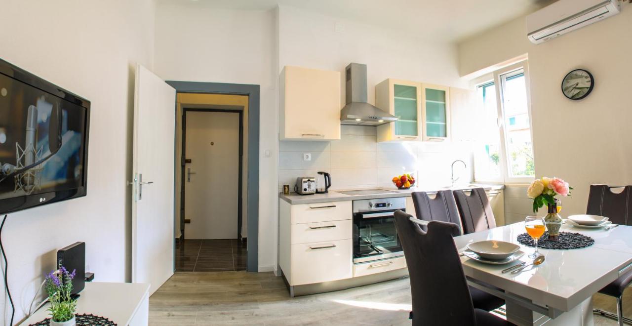 Tonka'S Beautiful Apartment In City Centre 스플리트 외부 사진
